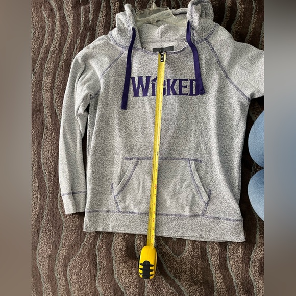 Wicked musical pullover sweatshirt by green for good - Picture 6 of 6